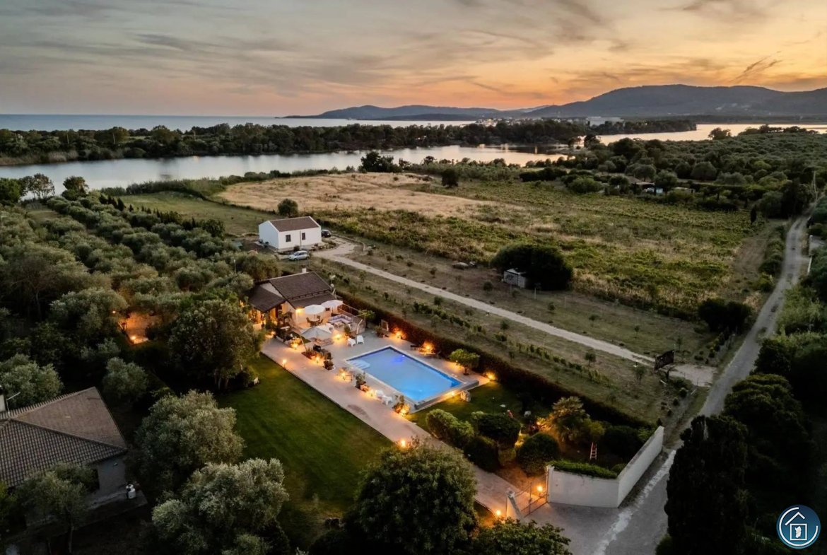 villa con piscina vendita alghero
