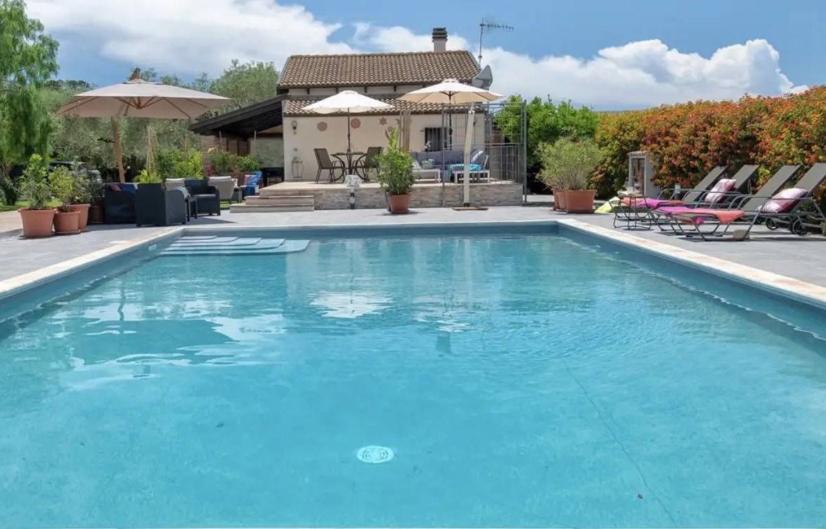 villa con piscina vendita alghero