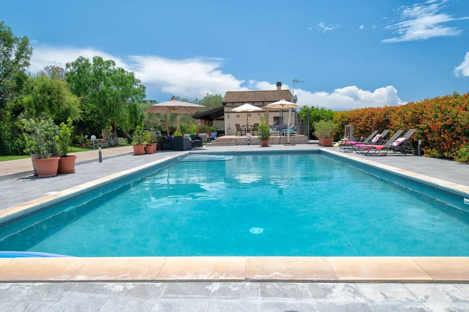 villa con piscina vendita alghero